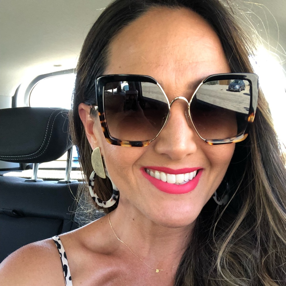 Meet your Posher, Lachelle